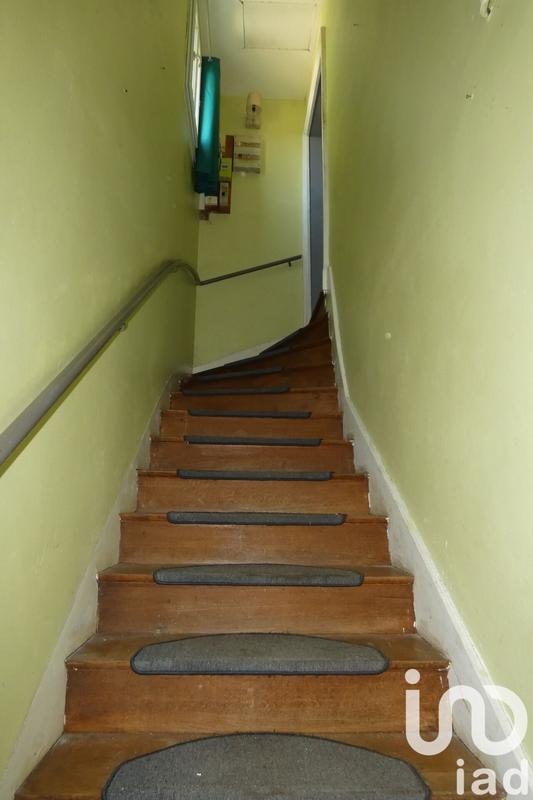 Maison - 180 m² - 6 pièces