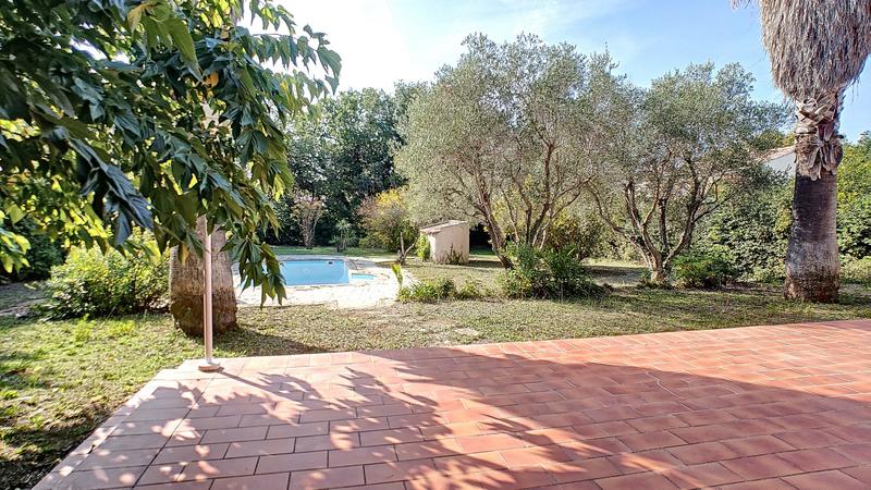 Maison traditionnelle - 178 m² - 5 pièces