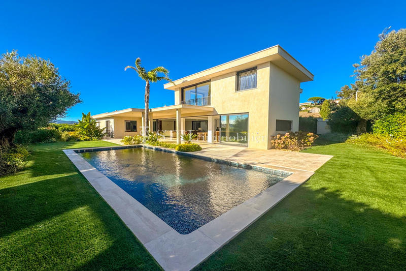 Villa - 350 m² - 6 pièces