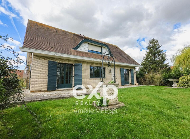 Maison - 170 m² - 8 pièces