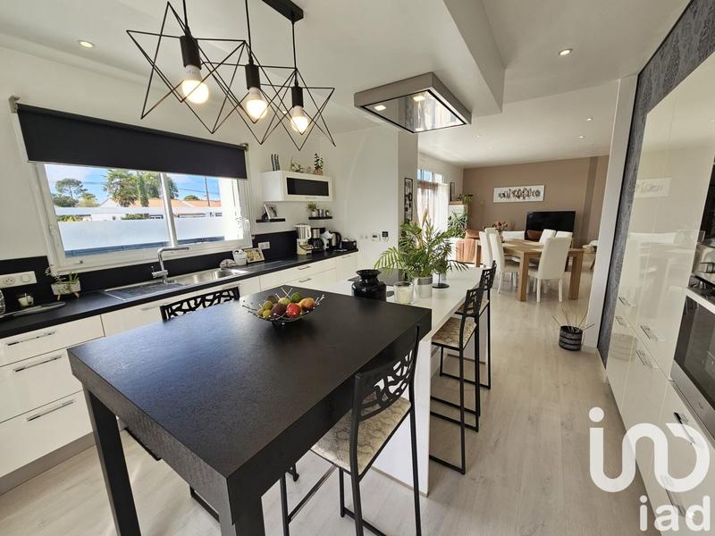 Maison - 141 m² - 5 pièces