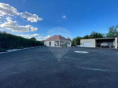 Maison - 107 m² - 5 pièces