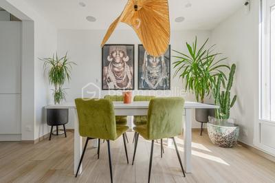 Appartement - 81 m² - 3 pièces