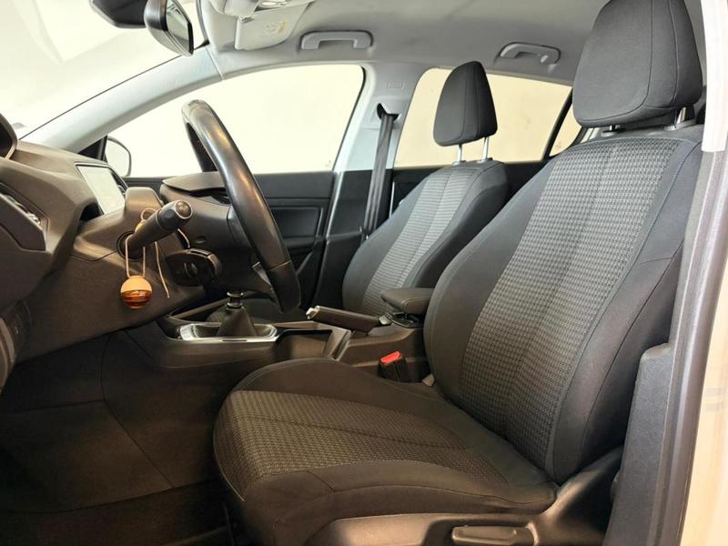 Peugeot 308 Phase II 1.5 Blue HDi 102 cv