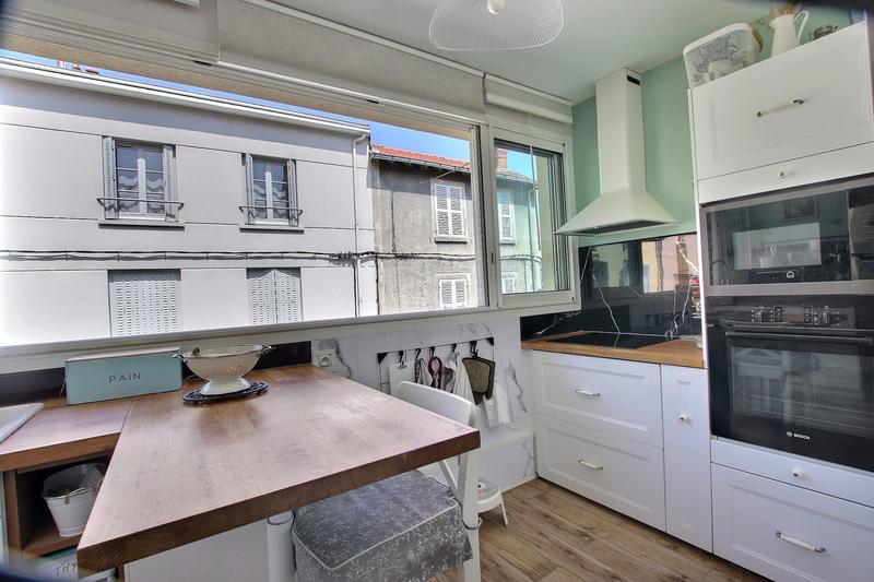 Appartement - 147 m² - 5 pièces