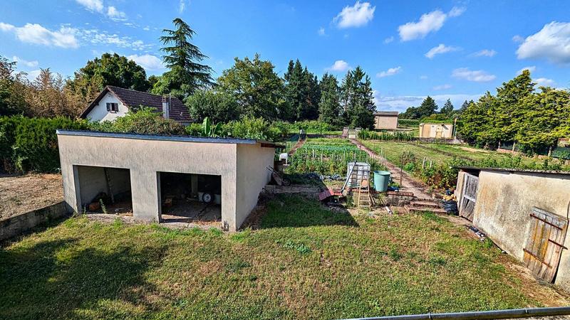 Maison - 225 m² - 8 pièces