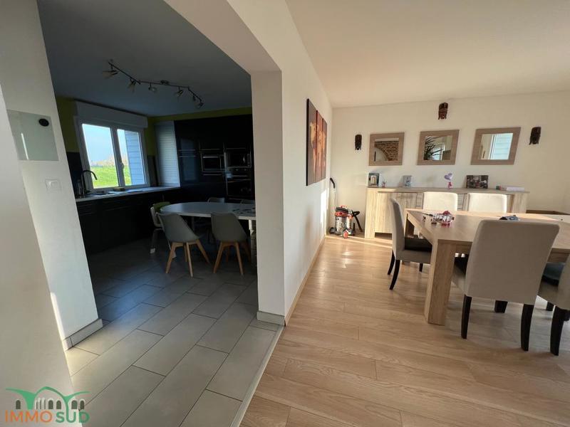 Pavillon - 130 m² - 5 pièces