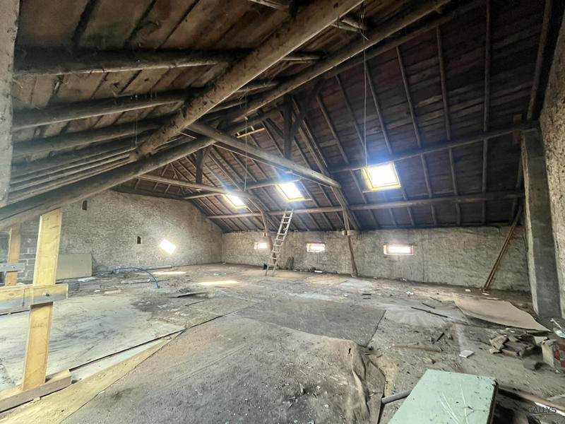 Appartement - 130 m² - 1 pièce