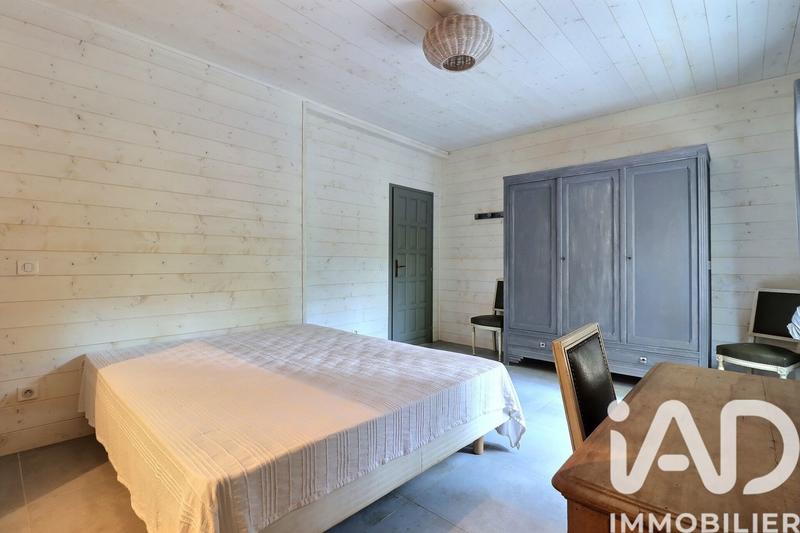 Maison - 227 m² - 6 pièces