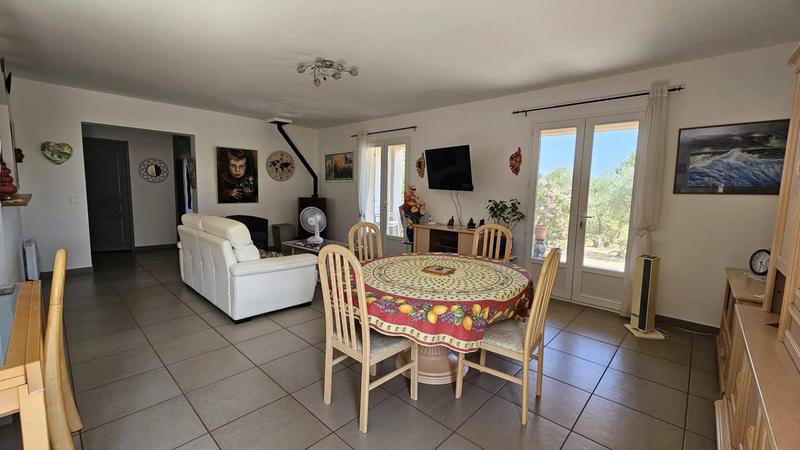 Maison - 98 m² - 4 pièces