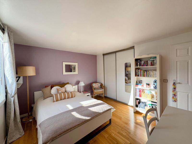 Maison - 168 m² - 7 pièces