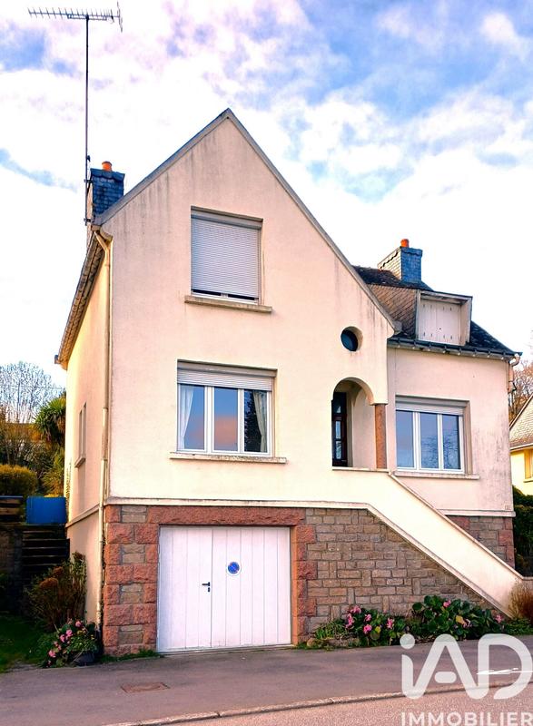 Maison - 130 m² - 7 pièces