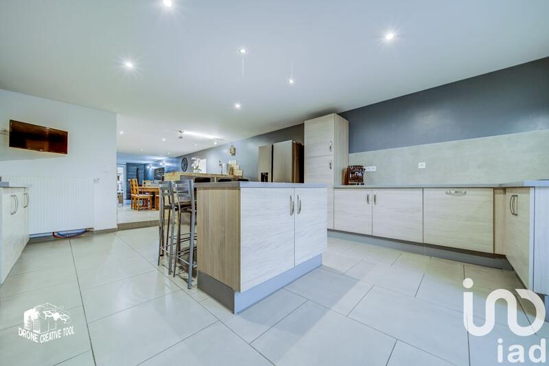 Maison de village - 224 m² - 8 pièces