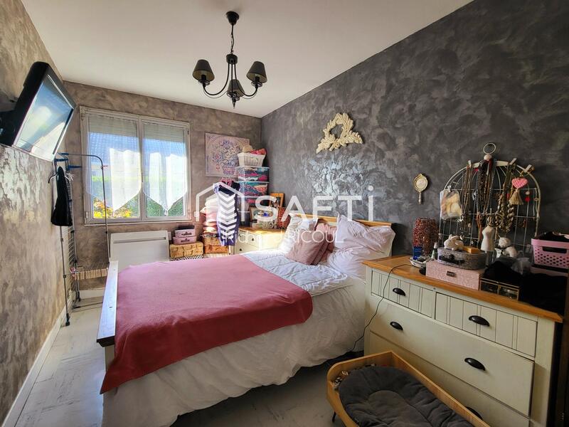 Maison - 90 m² - 4 pièces