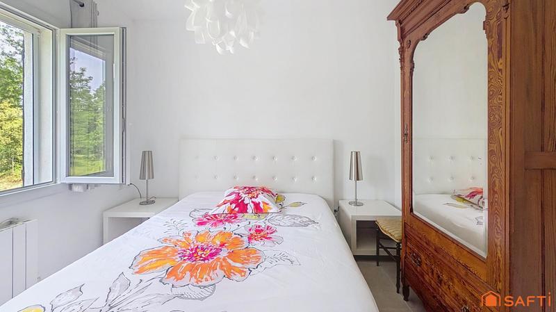 Maison - 195 m² - 8 pièces