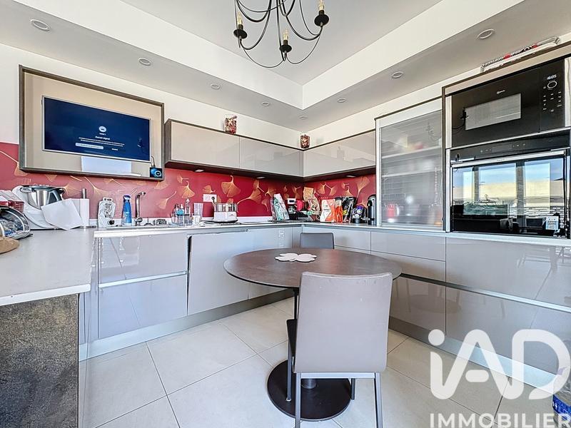 Appartement - 108 m² - 4 pièces