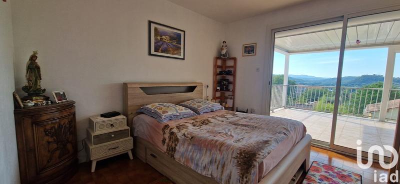 Maison - 206 m² - 8 pièces