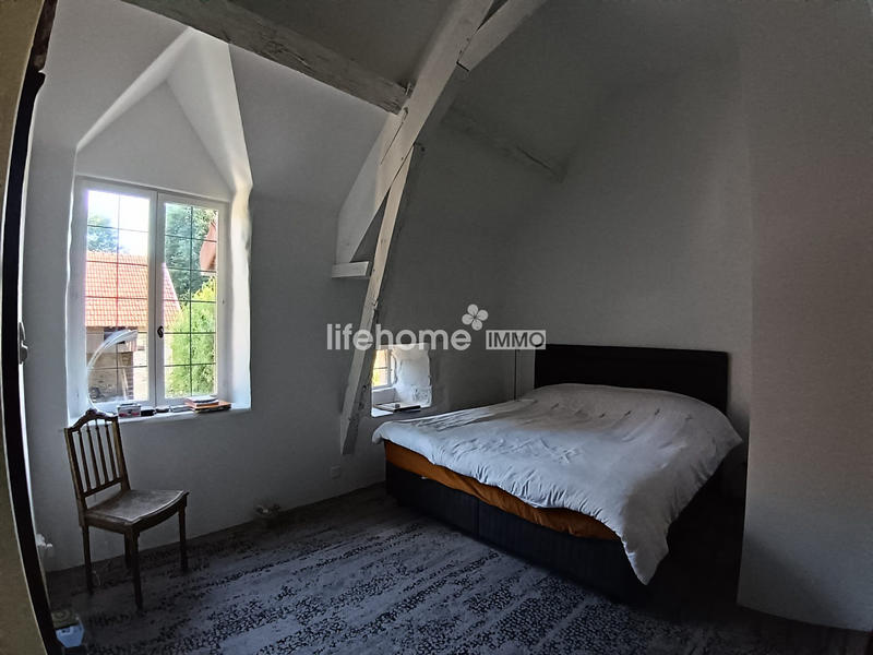 Maison - 210 m² - 6 pièces