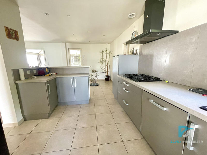 Villa - 164 m² - 6 pièces