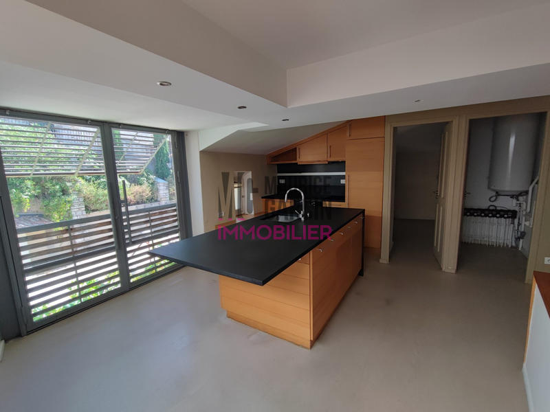 Maison - 138 m² - 5 pièces