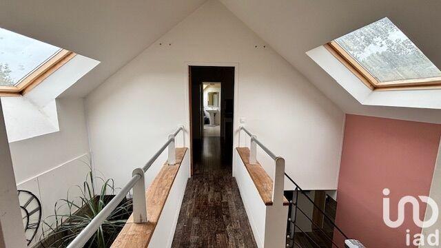 Maison - 296 m² - 12 pièces