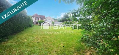 Maison - 95 m² - 5 pièces