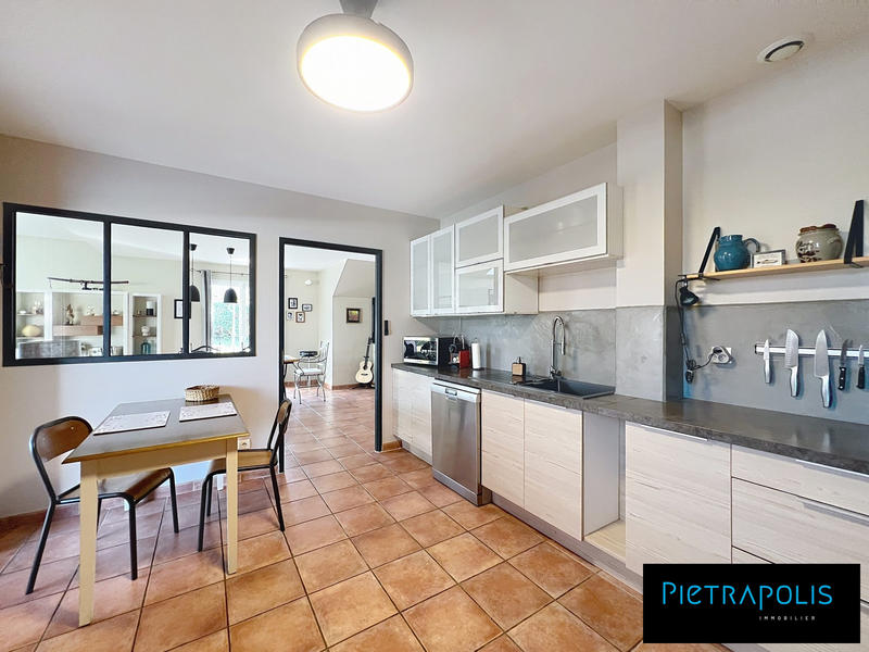 Villa - 155 m² - 6 pièces