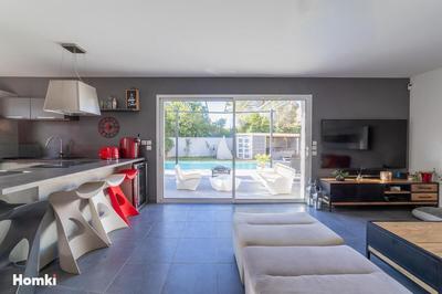 Maison - 137 m² - 6 pièces