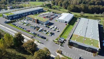 Local d'activité / Entrepôt - 367 m²