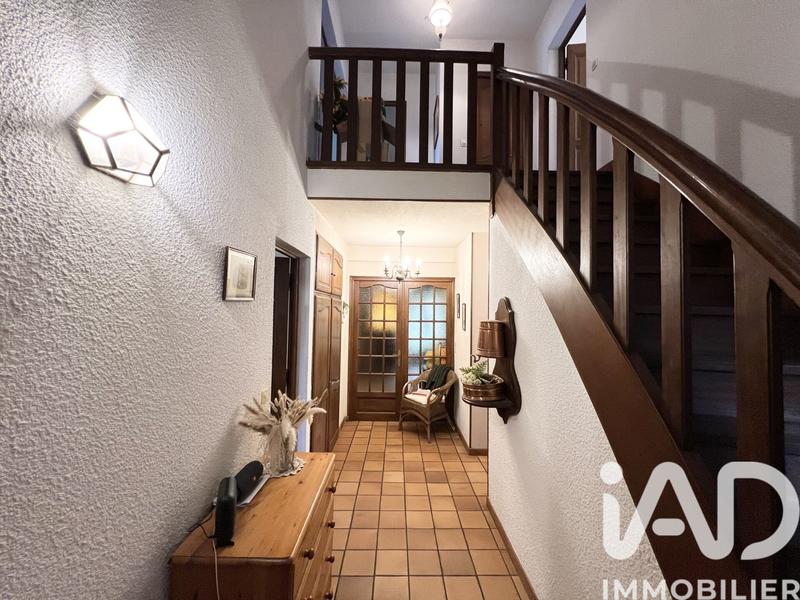 Maison - 140 m² - 5 pièces