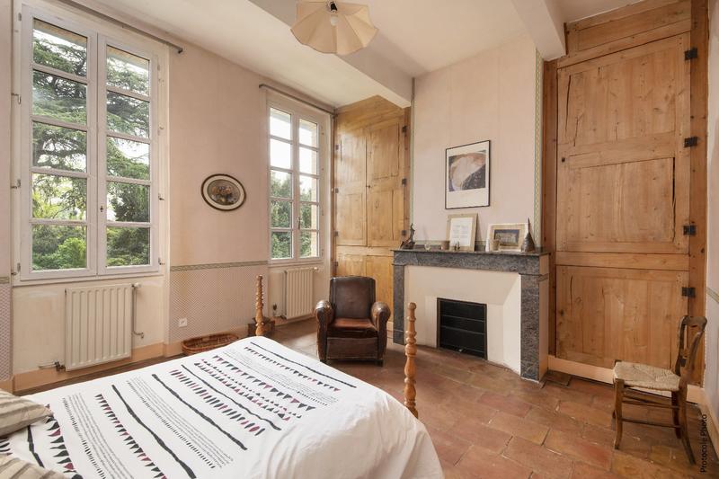 Maison - 318 m² - 7 pièces