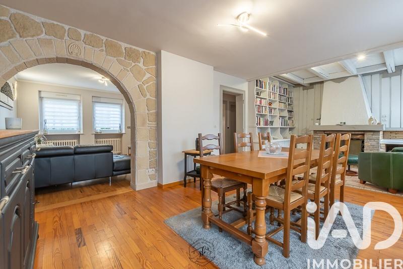 Maison - 140 m² - 5 pièces