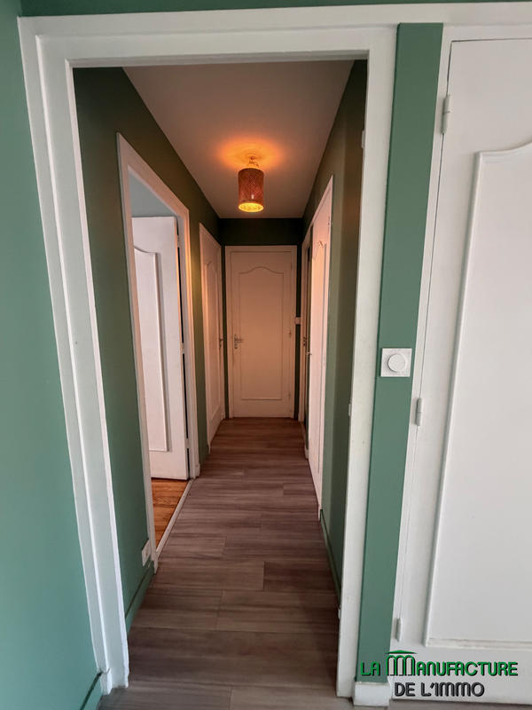 Appartement - 90 m² - 4 pièces