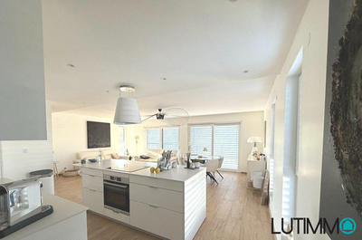 Appartement - 102 m² - 3 pièces