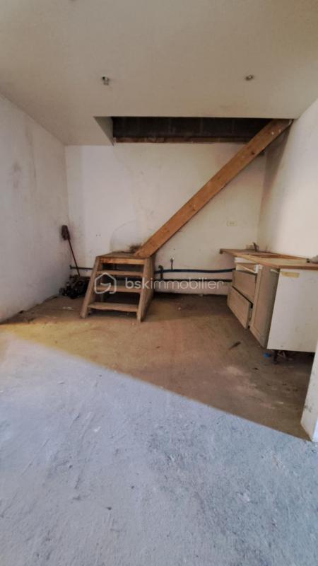 Maison - 212 m² - 3 pièces