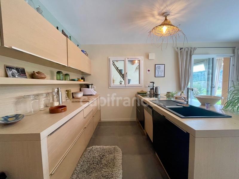 Maison - 308 m² - 10 pièces