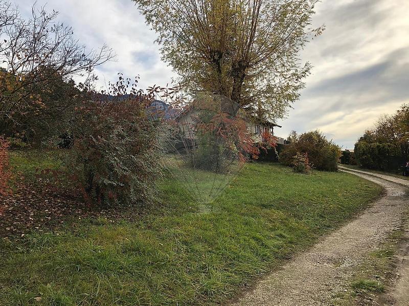 Appartement - 98 m² - 4 pièces