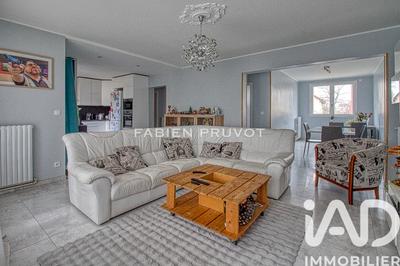 Maison - 140 m² - 6 pièces