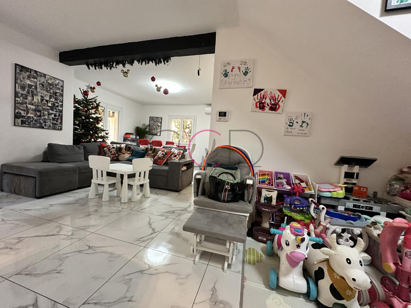 Villa - 115 m² - 5 pièces