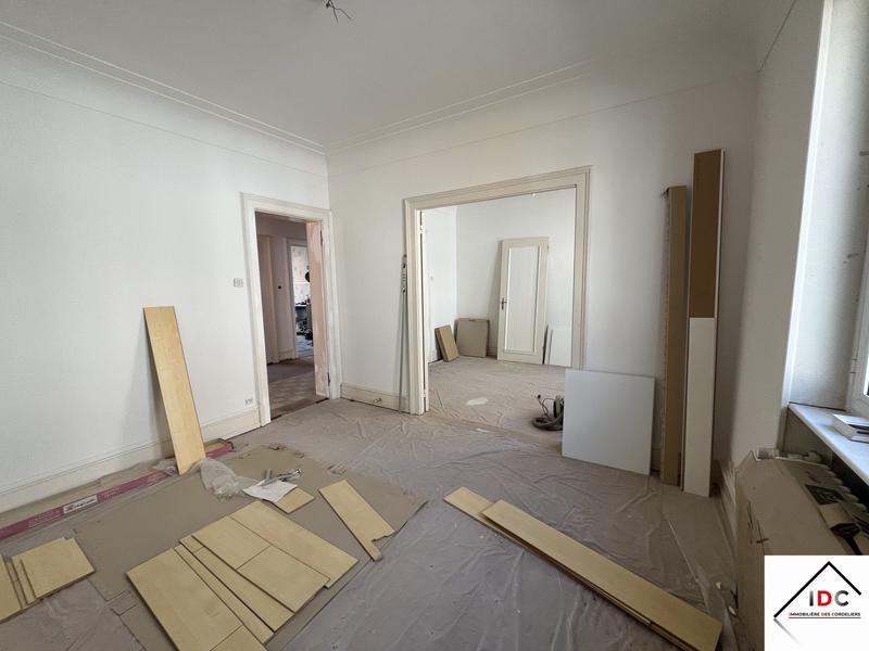 Appartement - 85 m² - 4 pièces