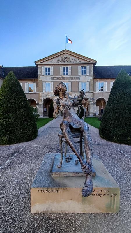 Appartement ancien - 57 m² - 3 pièces