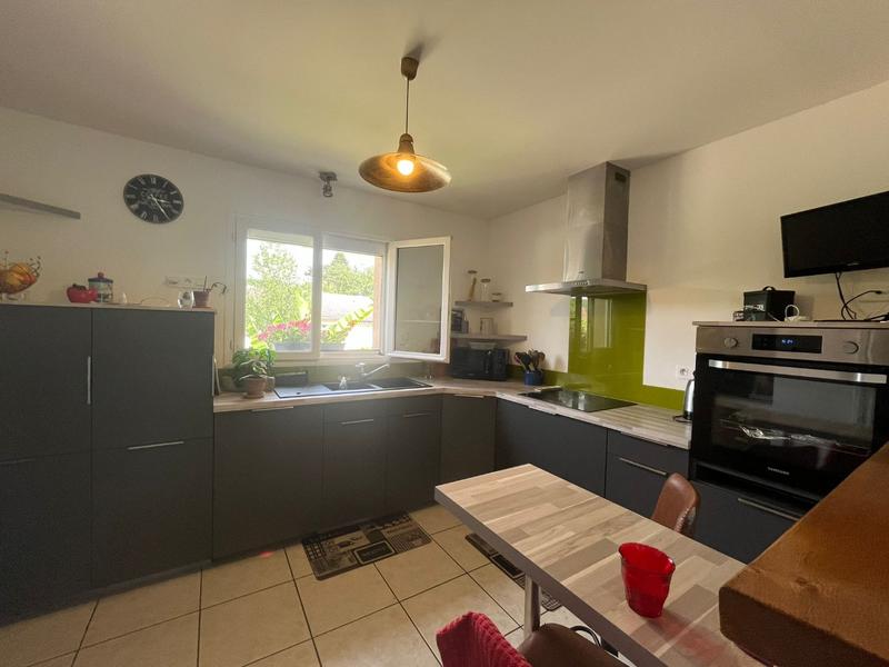 Maison - 94 m² - 4 pièces