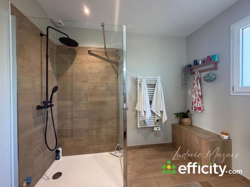 Pavillon - 90 m² - 5 pièces