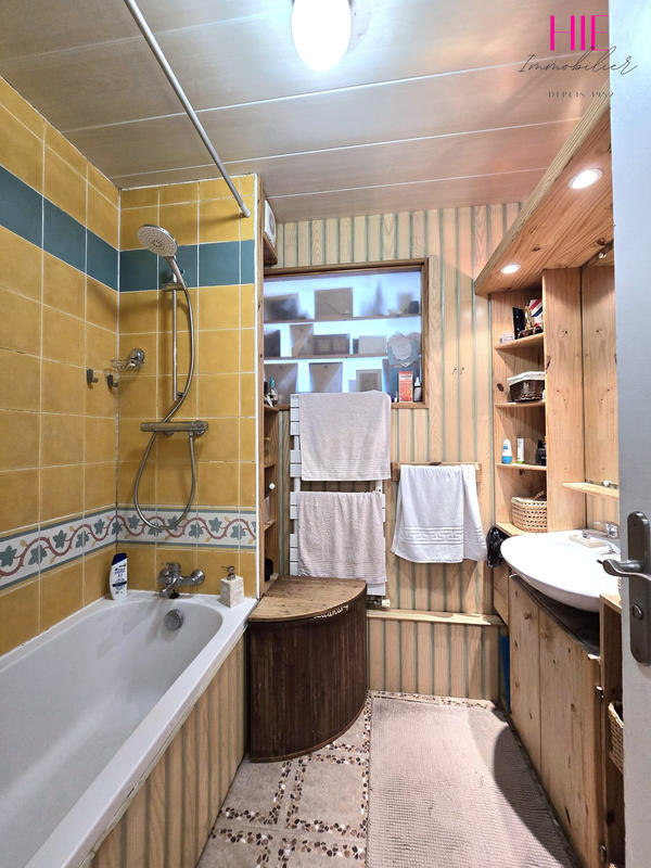 Maison - 80 m² - 5 pièces