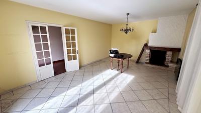 Maison - 136 m² - 6 pièces