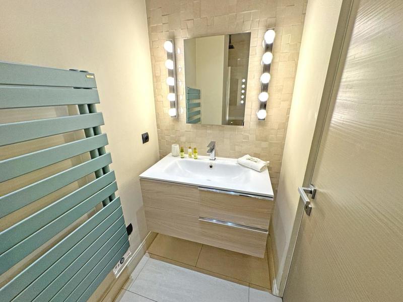 Appartement - 98 m² - 3 pièces