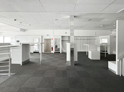 Maison - 587 m² - 5 pièces