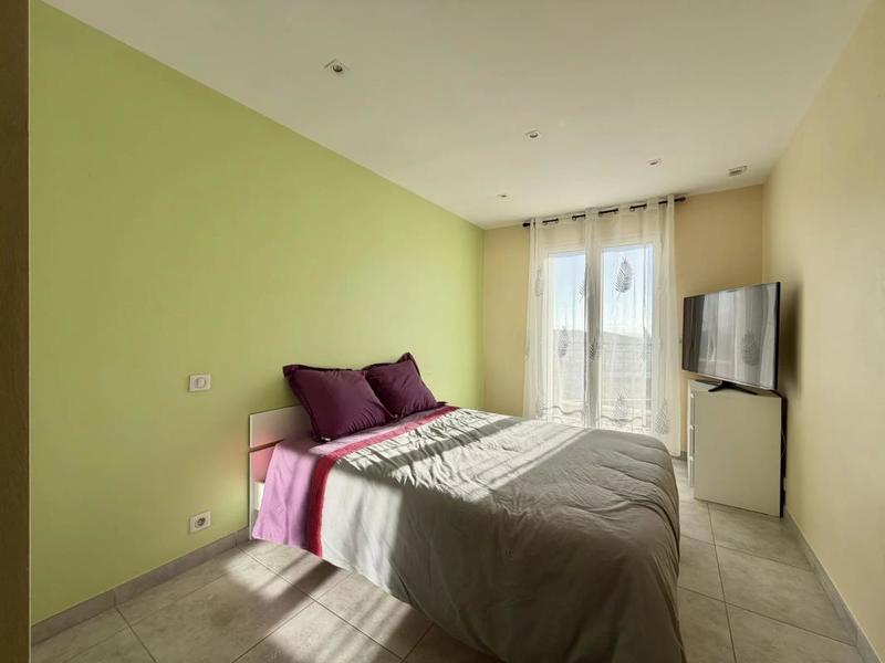 Villa - 160 m² - 5 pièces