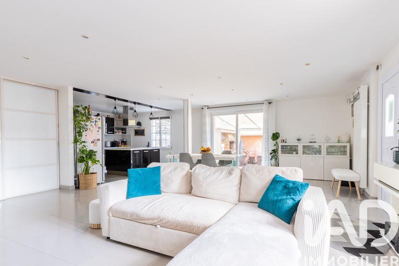 Maison - 122 m² - 5 pièces