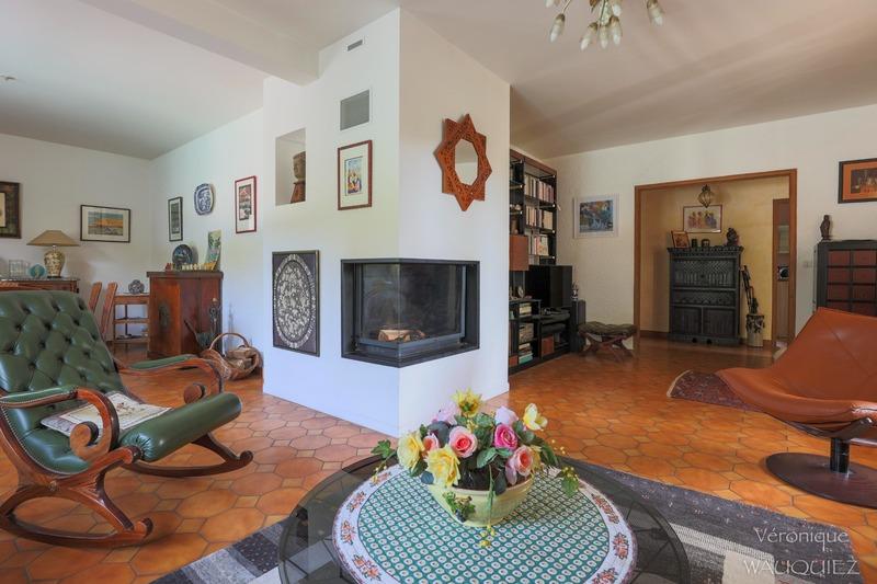 Maison - 200 m² - 9 pièces